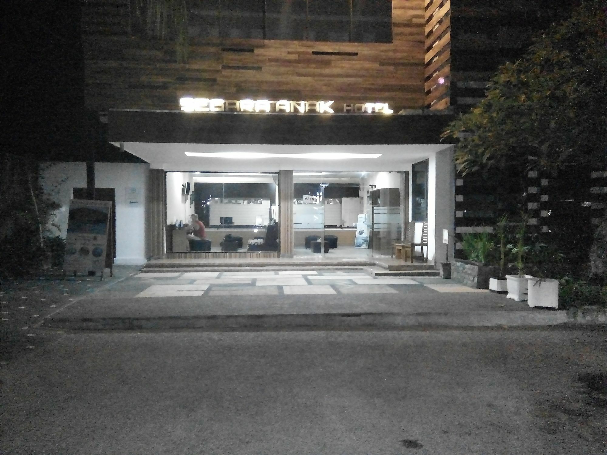 Segara Anak Hotel&Restaurant Kuta  Bagian luar foto